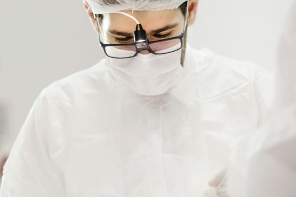 Orthodontic Emergencies: What to Do When Something Goes Wrong